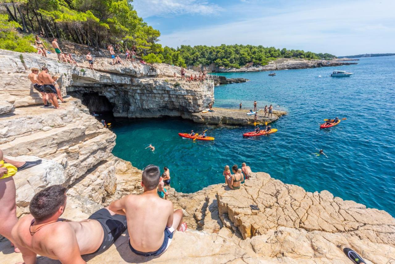 Ricardo Team-Hostel Pjescana Uvala Εξωτερικό φωτογραφία